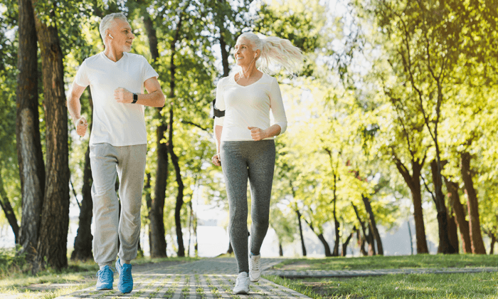 Healthy couple doing cardio. Top 5 Taurine benefits